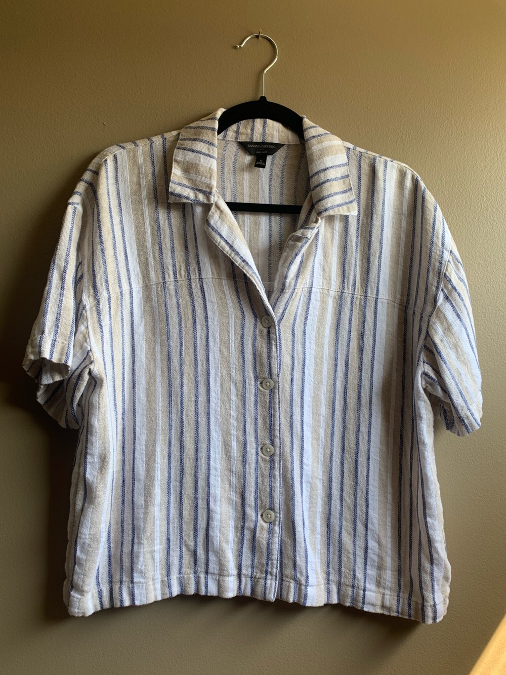 Banana Republic Women's Linen Blend Cream Striped Short-Sleeve Button Shirt